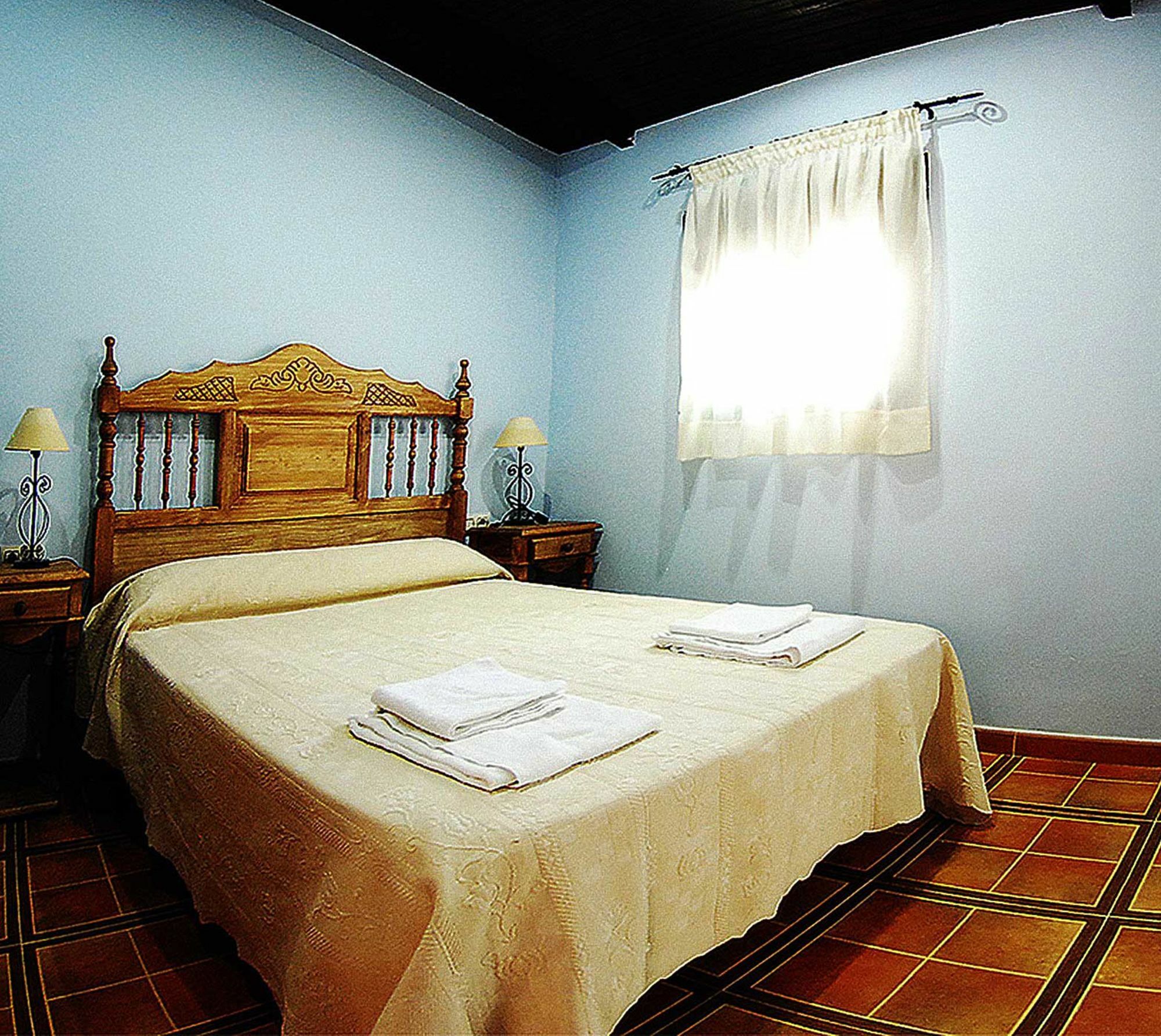 Apartamentos Valle Del Jerte El Huerto Del Cura Cabezuela Del Valle Exterior photo
